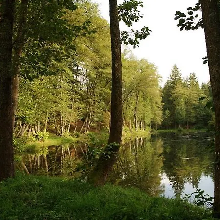 Ottmanach Schlosshof Pischeldorf