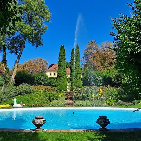 Ottmanach Schlosshof Apartment *